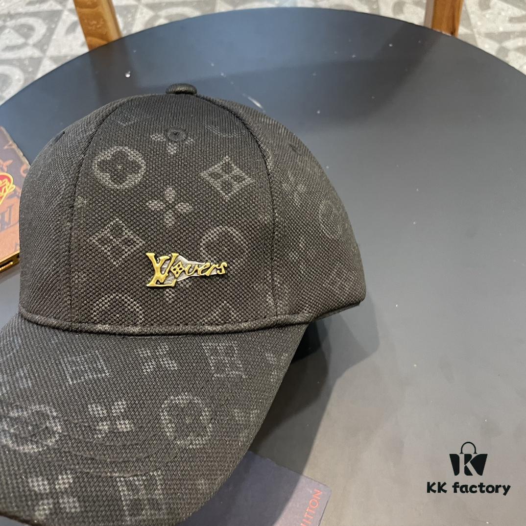 LV (Louis Vuitton) New Original Single Baseball Cap, Embossed Cowhide, 1:1 Mold Customized, Authentic Denim Fabric, Exquisite Craftsmanship, Excellent Quality, Basic Head Circumference 56cm, Adjustable Patch