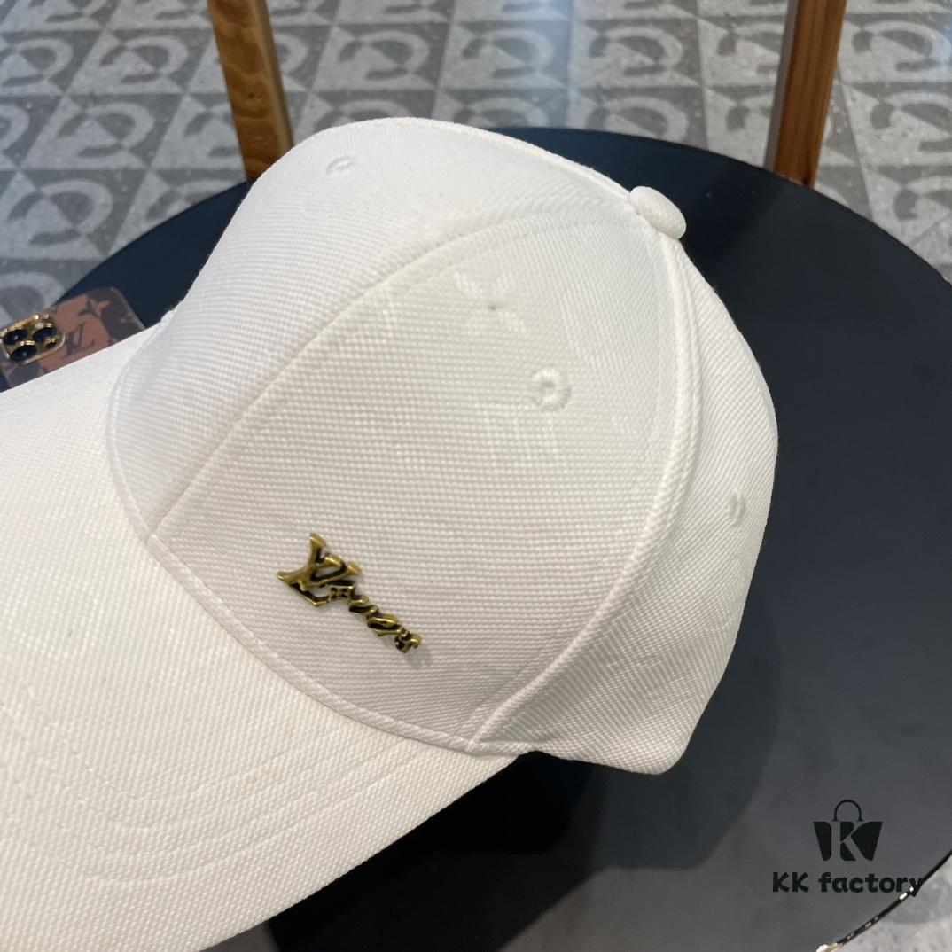 LV (Louis Vuitton) New Original Single Baseball Cap, Embossed Cowhide, 1:1 Mold Customized, Authentic Denim Fabric, Exquisite Craftsmanship, Excellent Quality, Basic Head Circumference 56cm, Adjustable Patch