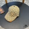 LV (Louis Vuitton) New Original Single Baseball Cap, Monogram Patchwork, 1:1 Mold Customized, Authentic Canvas Fabric with Store-Grade Monogram Leather, Heavy Embroidery, Exquisite Craftsmanship