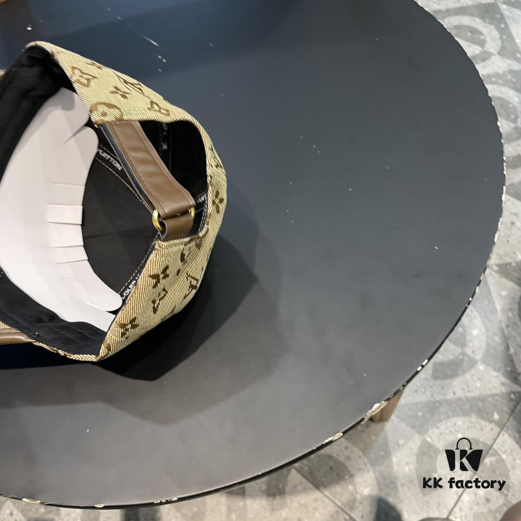 LV (Louis Vuitton) New Original Single Baseball Cap, Monogram Patchwork, 1:1 Mold Customized, Authentic Canvas Fabric with Store-Grade Monogram Leather, Heavy Embroidery, Exquisite Craftsmanship