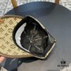 LV (Louis Vuitton) New Original Single Baseball Cap, Monogram Patchwork, 1:1 Mold Customized, Authentic Canvas Fabric with Store-Grade Monogram Leather, Heavy Embroidery, Exquisite Craftsmanship