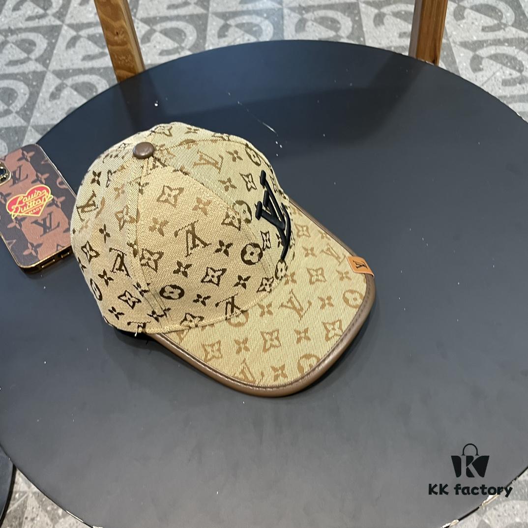 LV (Louis Vuitton) New Original Single Baseball Cap, Monogram Canvas Combined Design, 1:1 Mold Customized, Premium Canvas Fabric with Store-Grade Monogram Leather, Heavy Embroidery, Exquisite Craftsmanship