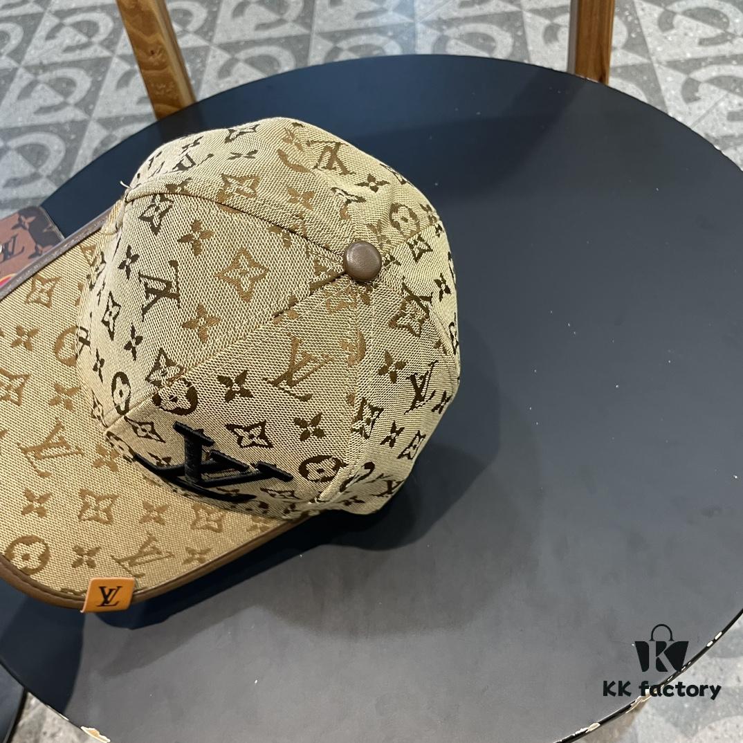 LV (Louis Vuitton) New Original Single Baseball Cap, Monogram Canvas Combined Design, 1:1 Mold Customized, Premium Canvas Fabric with Store-Grade Monogram Leather, Heavy Embroidery, Exquisite Craftsmanship