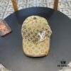 LV (Louis Vuitton) New Original Single Baseball Cap, Monogram Patchwork, 1:1 Mold Customized, Authentic Canvas Fabric with Store-grade Monogram Leather, Heavy Embroidery, Exquisite Craftsmanship