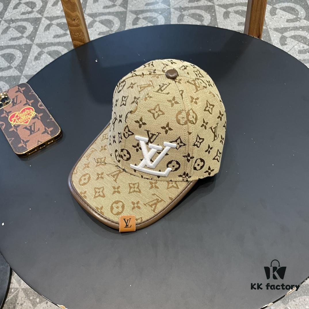LV (Louis Vuitton) New Original Single Baseball Cap, Monogram Patchwork, 1:1 Mold Customized, Authentic Canvas Fabric with Store-grade Monogram Leather, Heavy Embroidery, Exquisite Craftsmanship