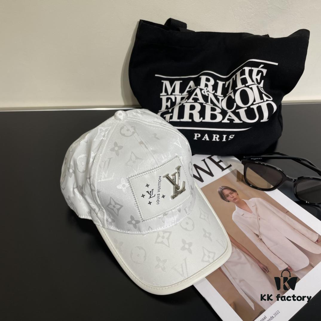 LV New Baseball Cap 🧢