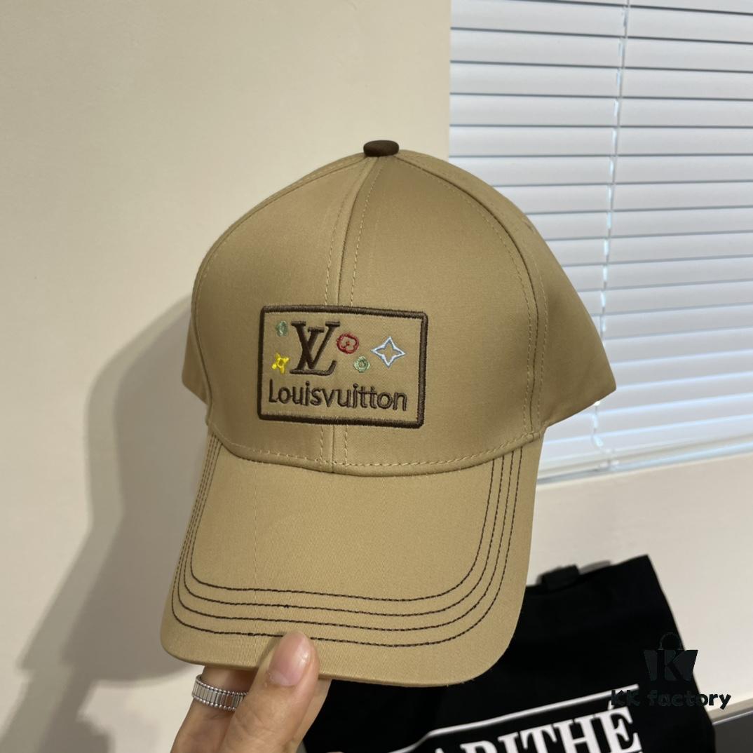 LV Louis Vuitton Original Embroidered Baseball Cap, Store Hot-Selling Style, Cotton Lining, Lightweight and Breathable