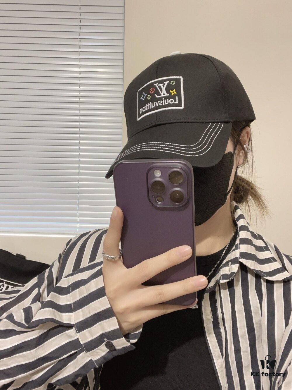 LV Louis Vuitton Original Embroidered Baseball Cap, Store Hot-Selling Style, Cotton Lining, Lightweight and Breathable