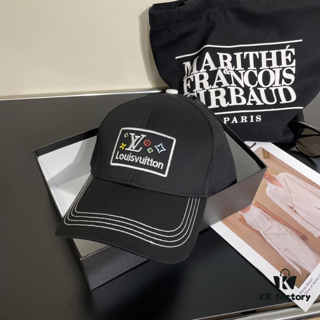 LV Louis Vuitton Original Embroidered Baseball Cap, Store Hot-Selling Style, Cotton Lining, Lightweight and Breathable