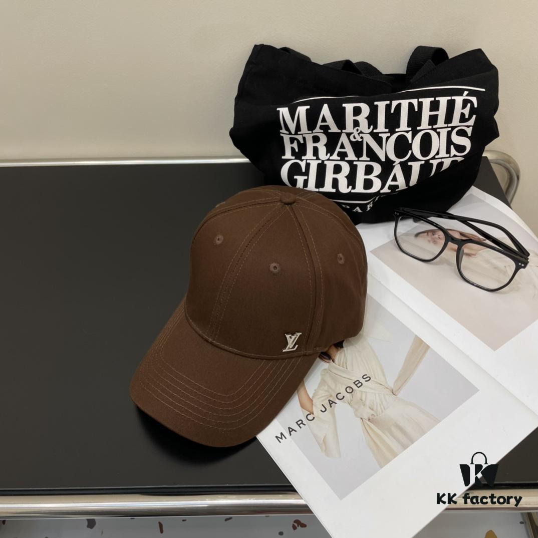 Louis Vuitton LouisVuitton New Baseball Cap 🧢
