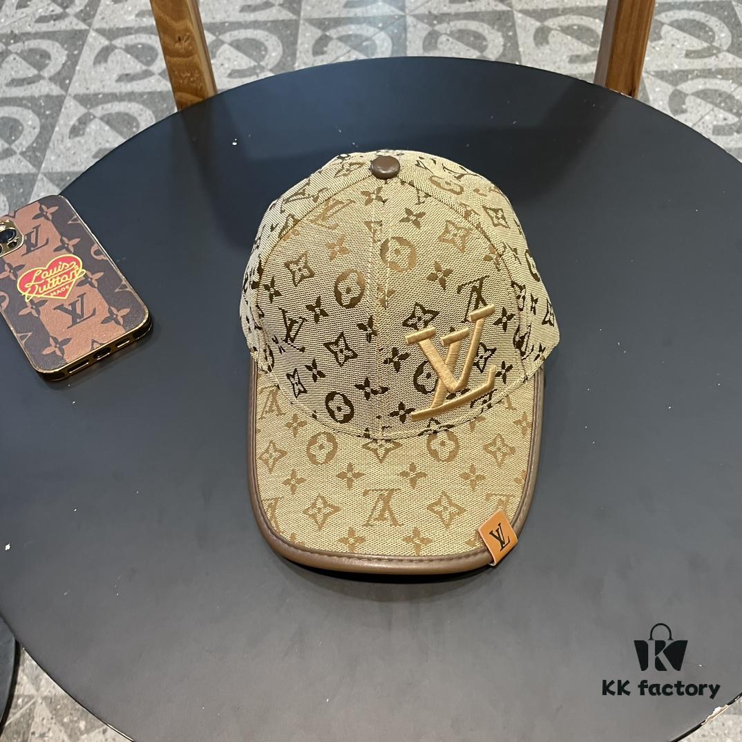 LV (Louis Vuitton) New Original Single Baseball Cap, Monogram Patchwork, 1:1 Mold Customized, Authentic Canvas Fabric with Store-Grade Monogram Leather, Heavy Embroidery, Exquisite Craftsmanship