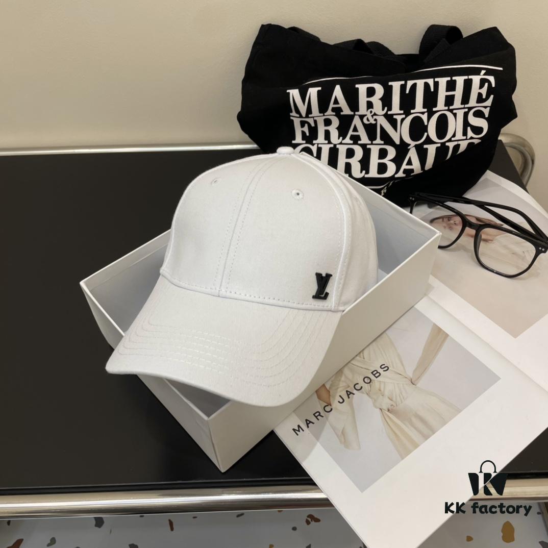 Louis Vuitton LouisVuitton New Baseball Cap 🧢