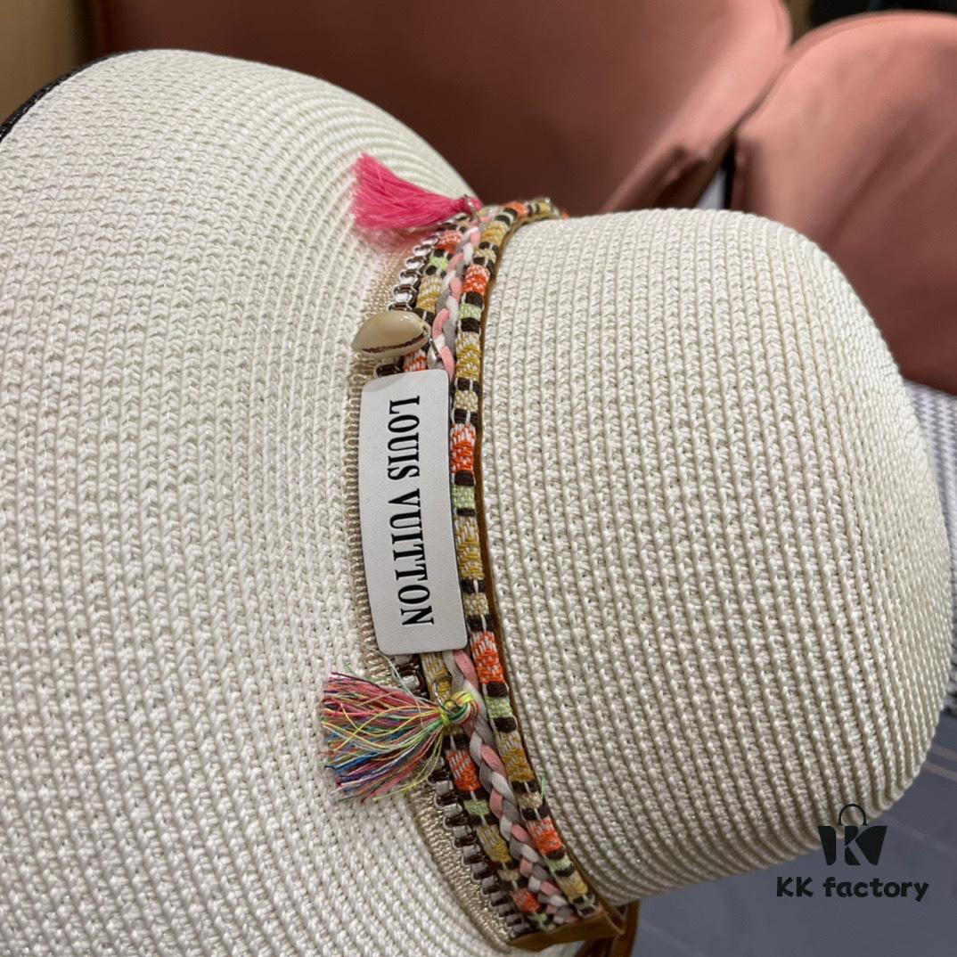 LV Louis Vuitton 2024 New Sun Protection Straw Hat 😍 Beach Style, Simple and Elegant, Trendy Silhouette, Must-Have for Outings