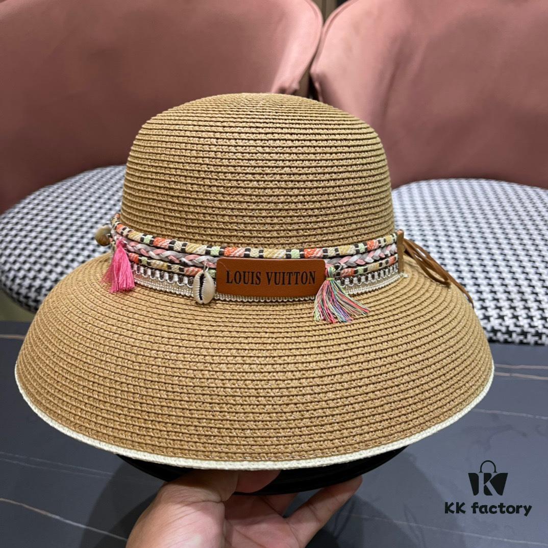 LV Louis Vuitton 2024 New Sun Straw Hat 😍 Beach Style, Simple and Elegant Design, Stylish New Silhouette, Must-Have for Outings