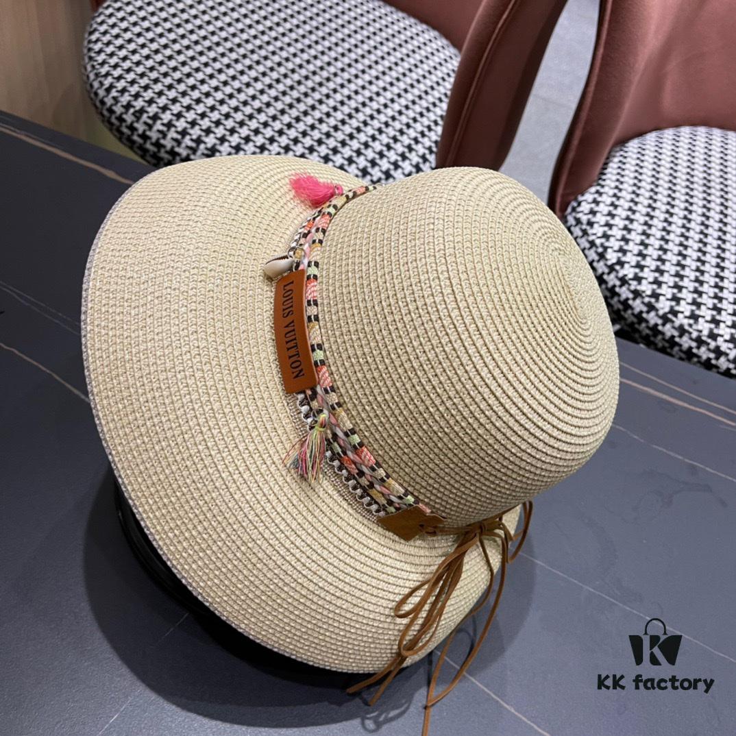 LV Louis Vuitton 2024 New Sun Protection Straw Hat 😍 Beach Style, Simple and Elegant, Trendy Silhouette, Must-Have for Outings