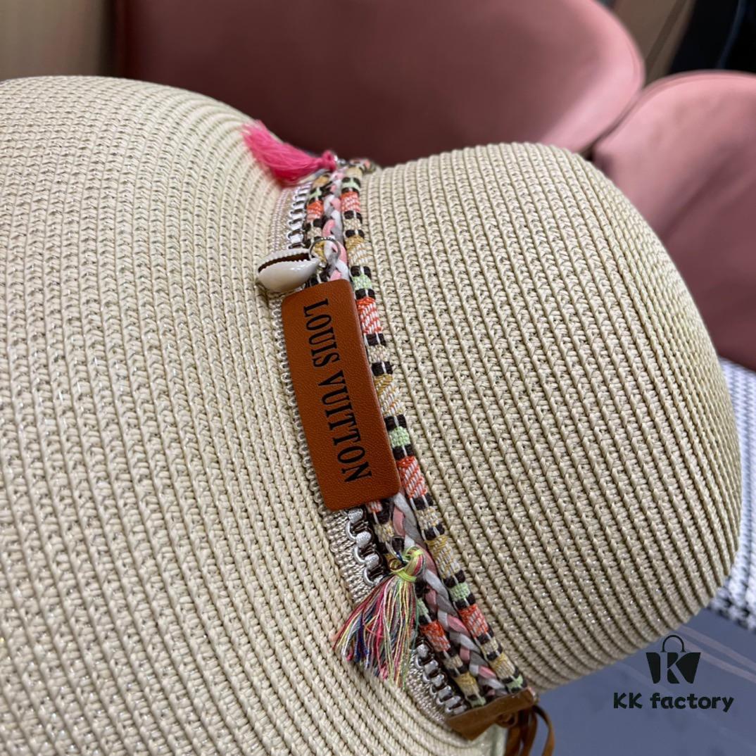 LV Louis Vuitton 2024 New Sun Protection Straw Hat 😍 Beach Style, Simple and Elegant, Trendy Silhouette, Must-Have for Outings