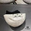 Louis Vuitton LV 2024 New Arrival Store Exclusive Embroidered Baseball Cap, Simple and Elegant Unisex Sun Hat, Fisherman Cap, Knit Cap