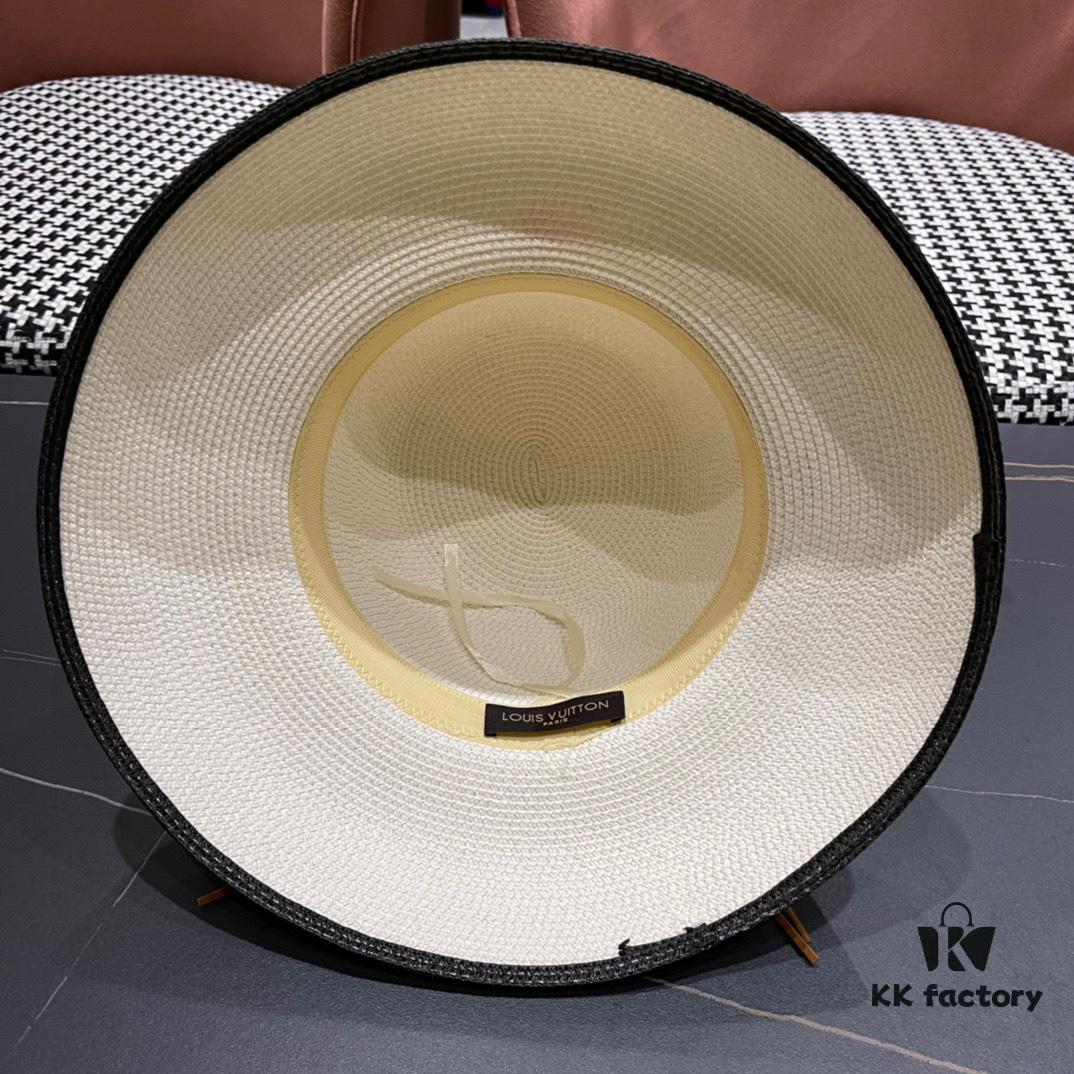 LV Louis Vuitton 2024 New Sun Protection Straw Hat 😍 Beach Style, Simple and Elegant, Trendy Silhouette, Must-Have for Outings