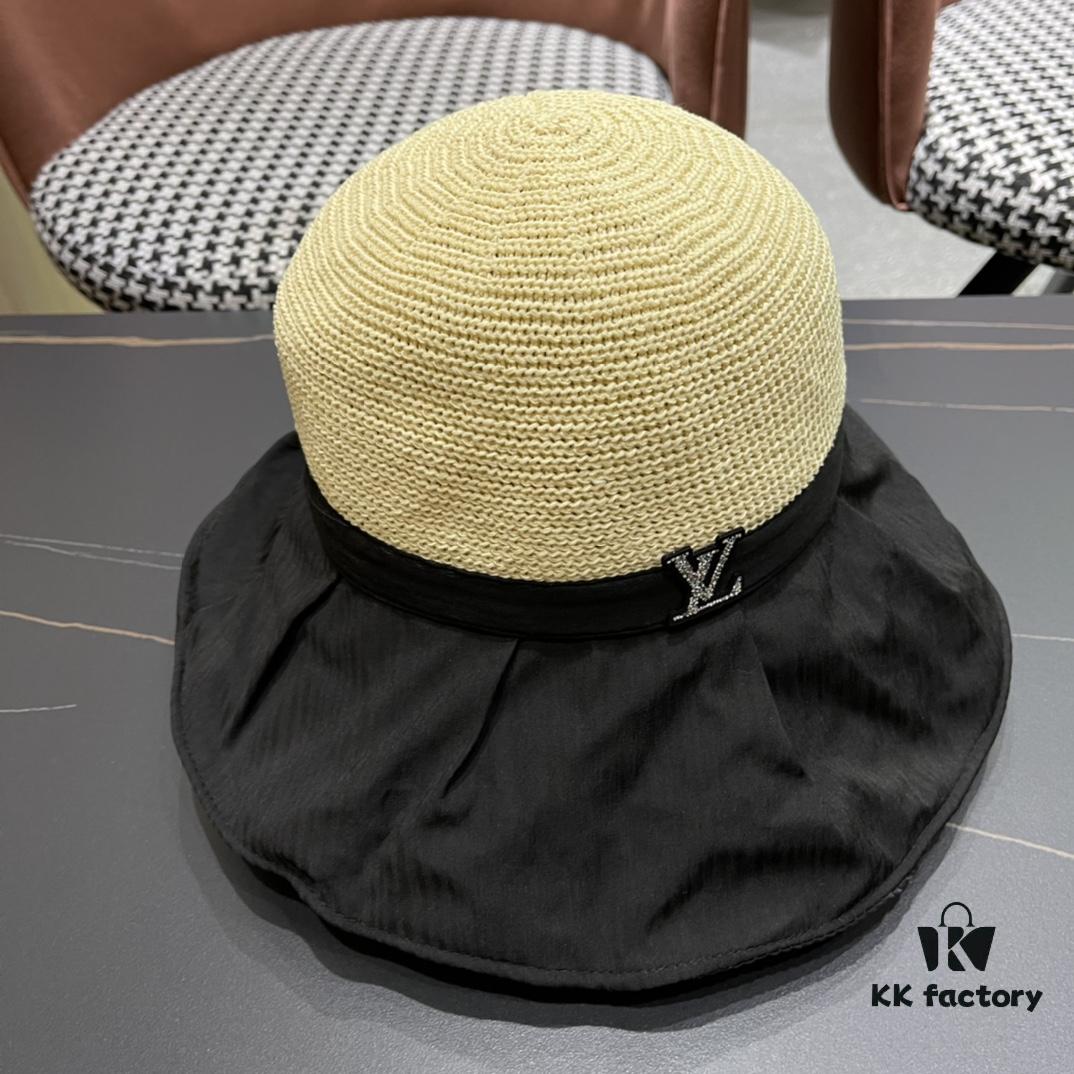 LV Bucket Hat 🧢 New Louis Vuitton Bucket Hat 🧢 Hot Selling Item, Versatile and Stylish 🥰 Looks Great with Any Outfit, Excellent Quality 👍