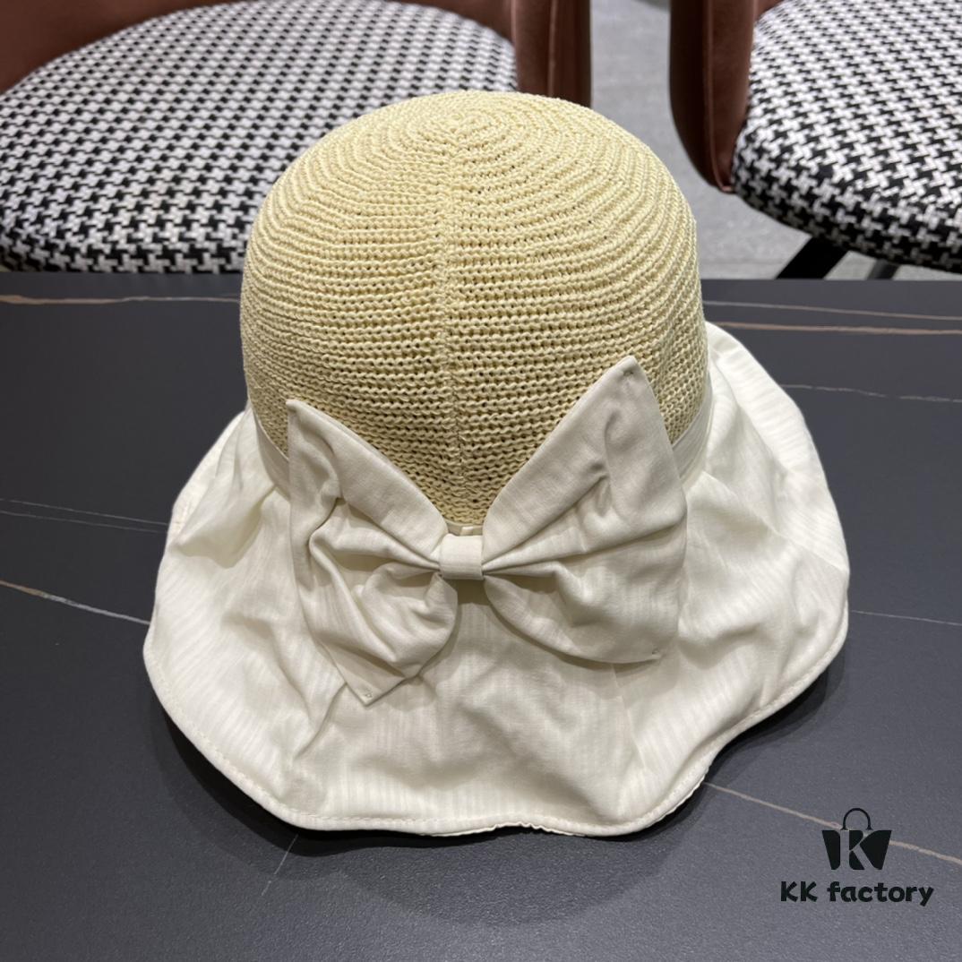 LV Bucket Hat 🧢 New Louis Vuitton Bucket Hat 🧢 Hot Selling, Versatile Accessory 🥰 Looks Great with Any Outfit, Excellent Quality 👍