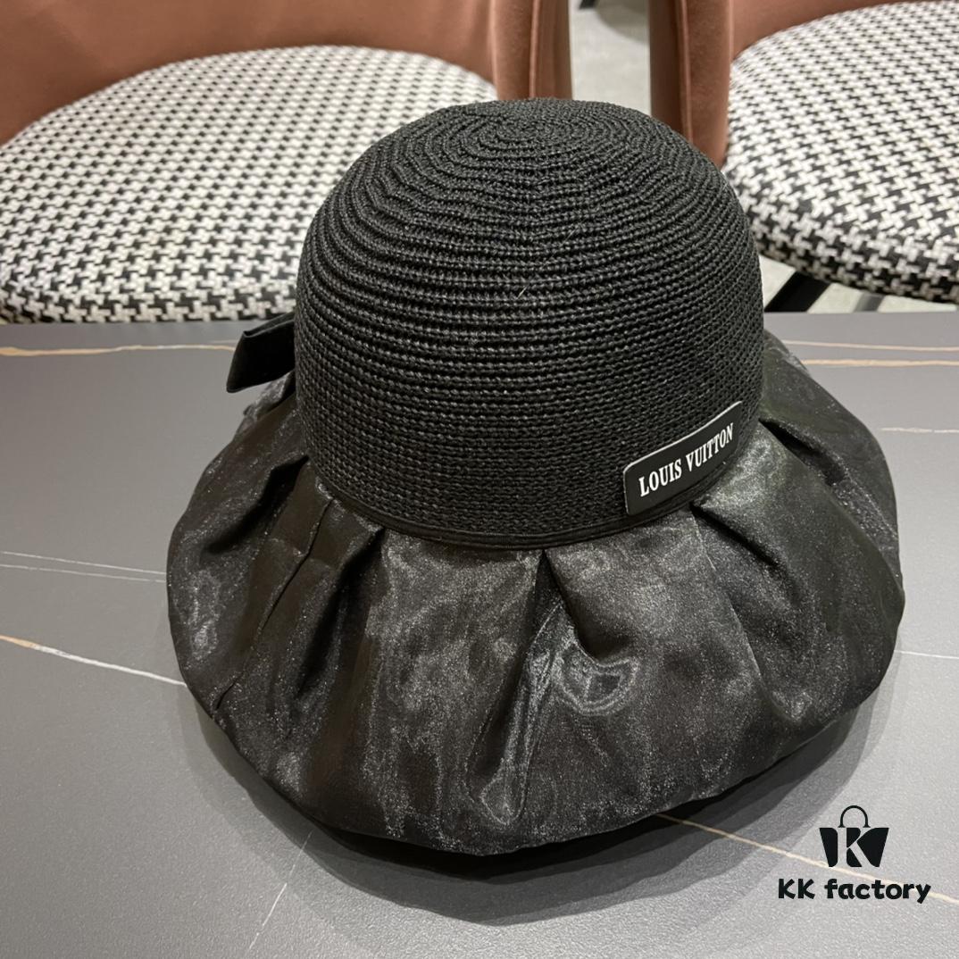 LV Louis Vuitton Bucket Hat, Must-Have for Outings, Slimming Face Appearance