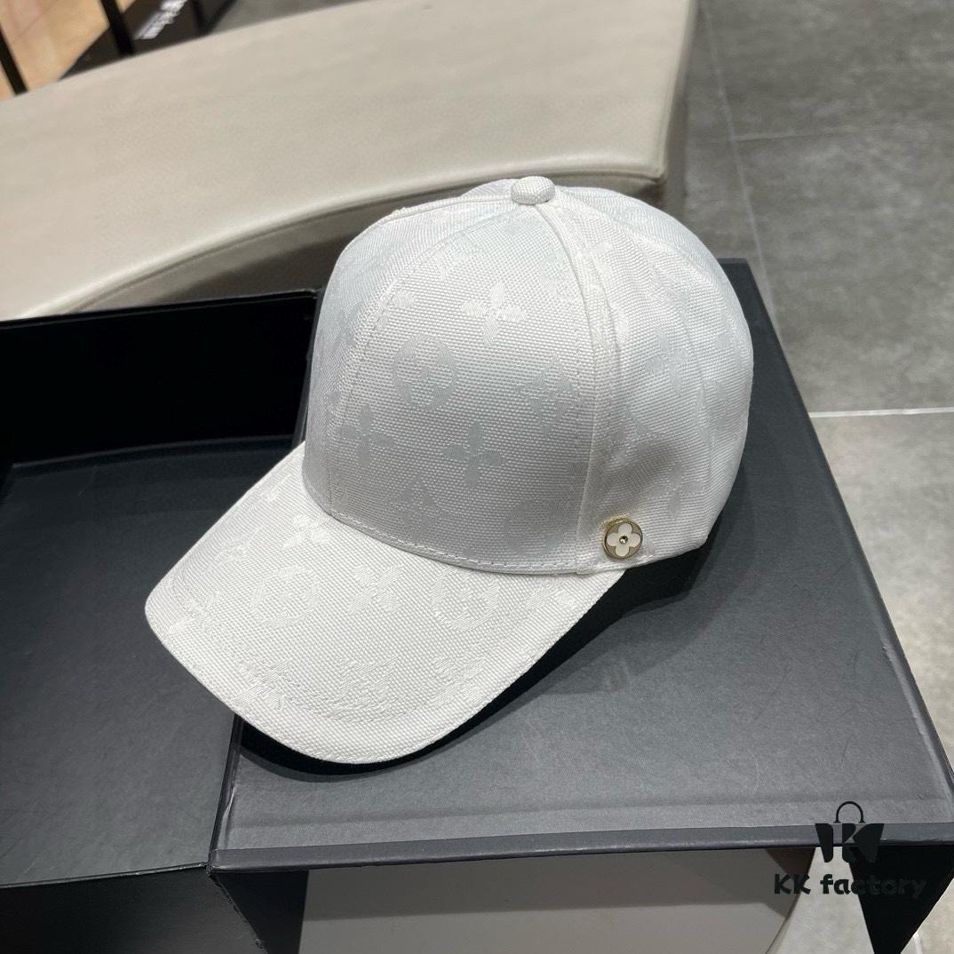 Louis Vuitton LV 2024 Spring New Arrival Baseball Cap, Simple and Elegant Unisex Hat Suitable for All Outfits