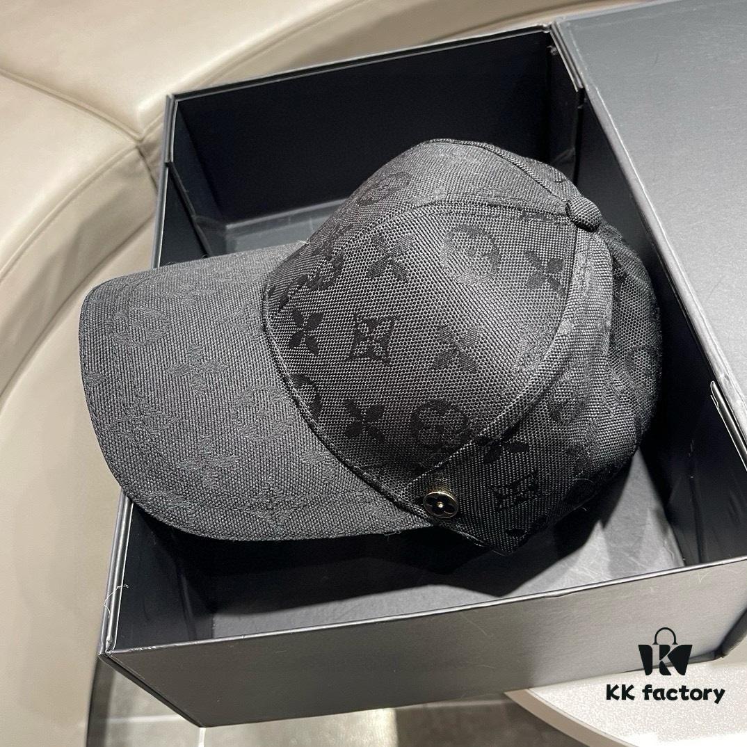 Louis Vuitton LV 2024 Spring New Baseball Cap, Simple and Elegant Design, Unisex Versatile Hat Suitable for Fisherman, Baseball, and Knit Styles