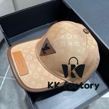 LV Baseball Cap 🧢 New Louis Vuitton Baseball Cap 🧢 Hot Selling, Versatile Style 🥰 Looks Great with Any Outfit, Excellent Quality 👍 Fashionable and Matchable Hat, Fisherman Cap, Knit Cap