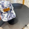 Louis Vuitton New Original Single Baseball Cap, LV Denim Graffiti Fabric, Refreshing Summer Color, Refreshing and Comfortable, Super Flattering to Skin Tone!