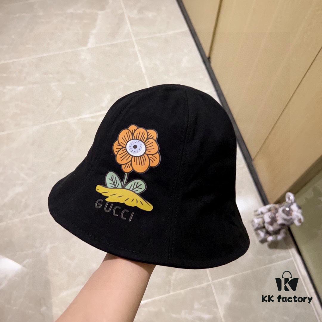 Gucci 2024 Spring/Summer New Arrival Dome Fisherman Hat with Small Flowers