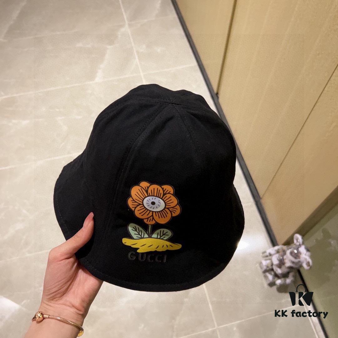 Gucci 2024 Spring/Summer New Arrival Dome Fisherman Hat with Small Flowers