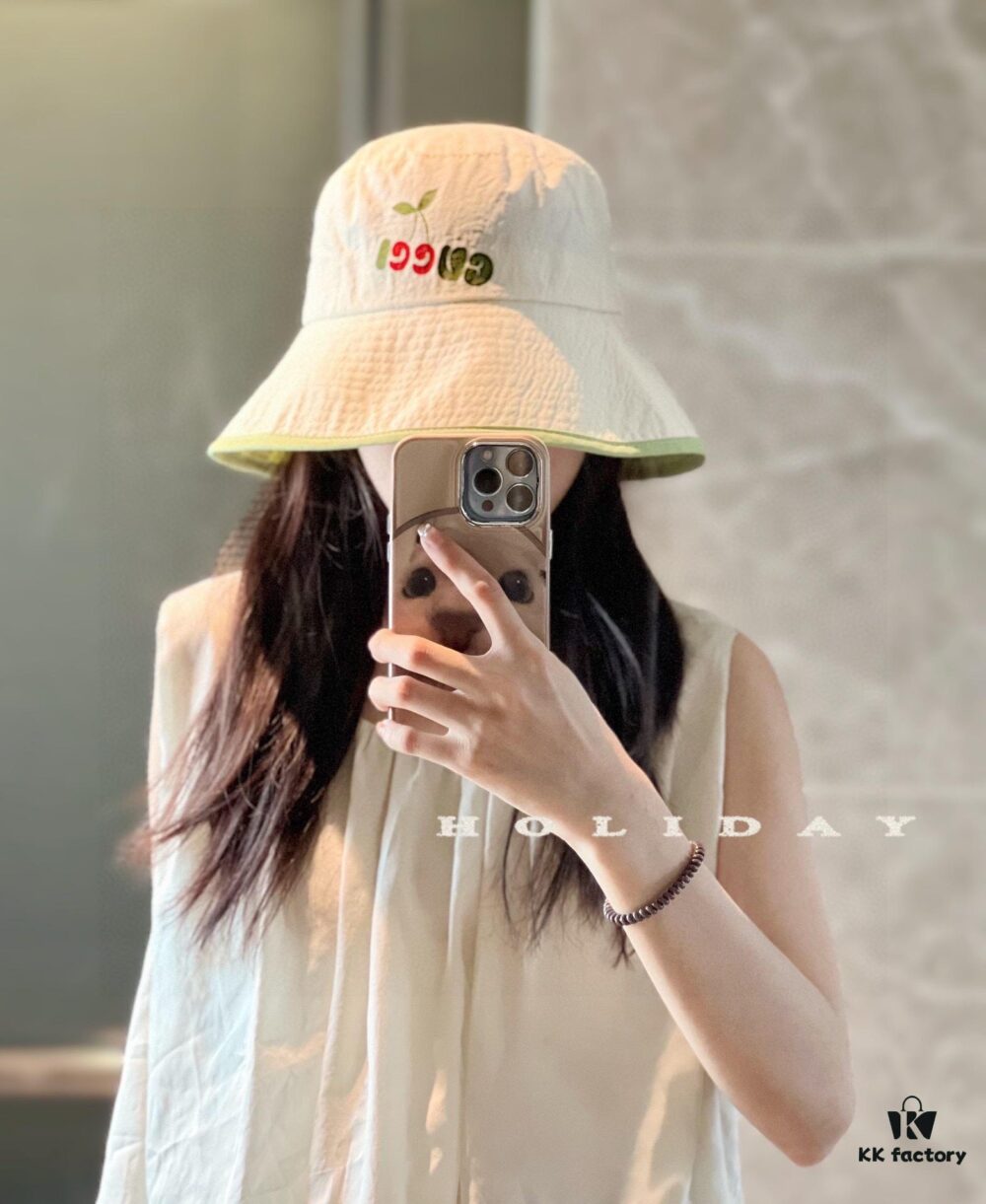 GUCCI Unisex 2024 New Arrival Color-Block Candy-Tone Adjustable Fisherman Hat with Dust Bag