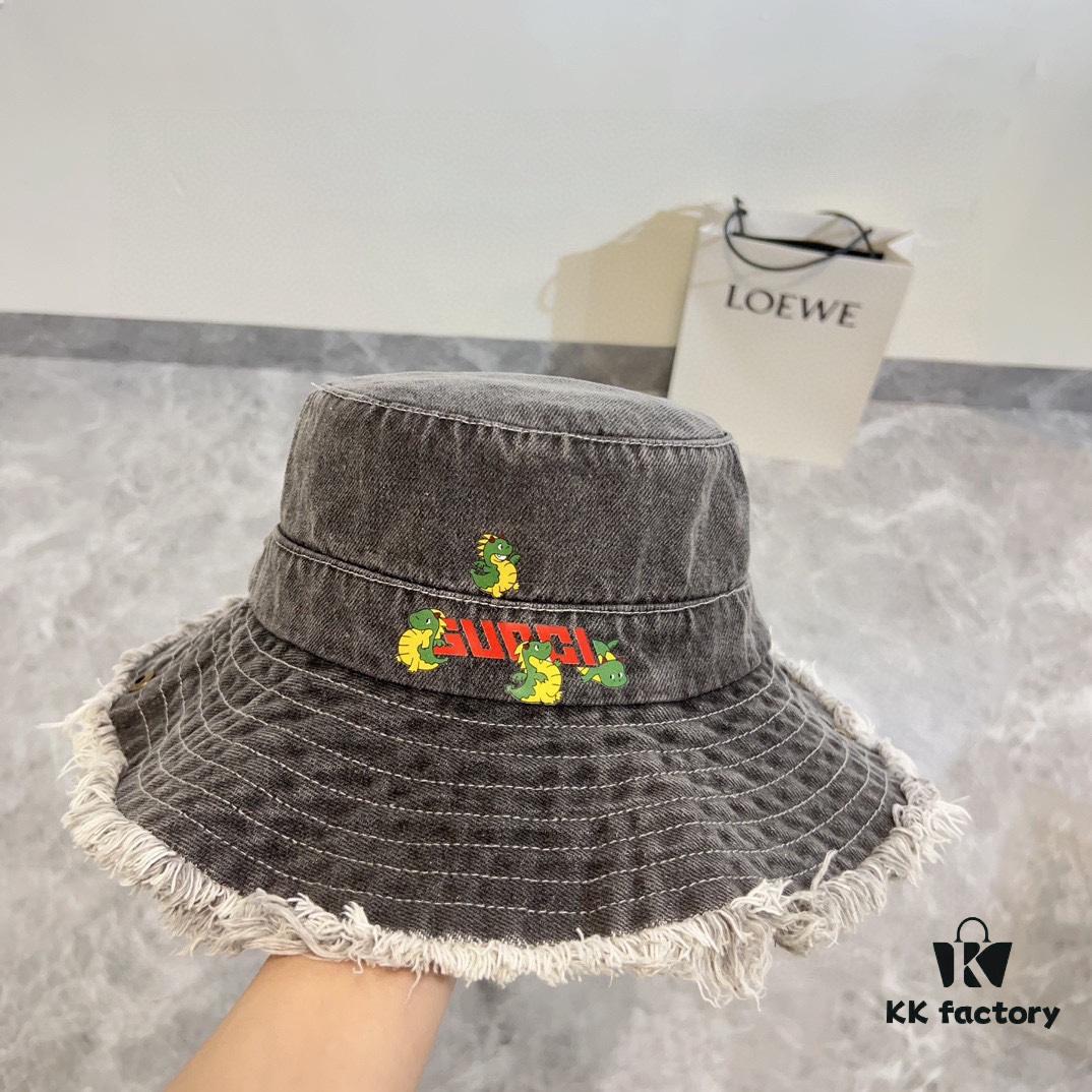 Gucci 2024 Spring New Arrival Denim Fisherman Hat, Unisex Fashion Style with Dragon Year Element