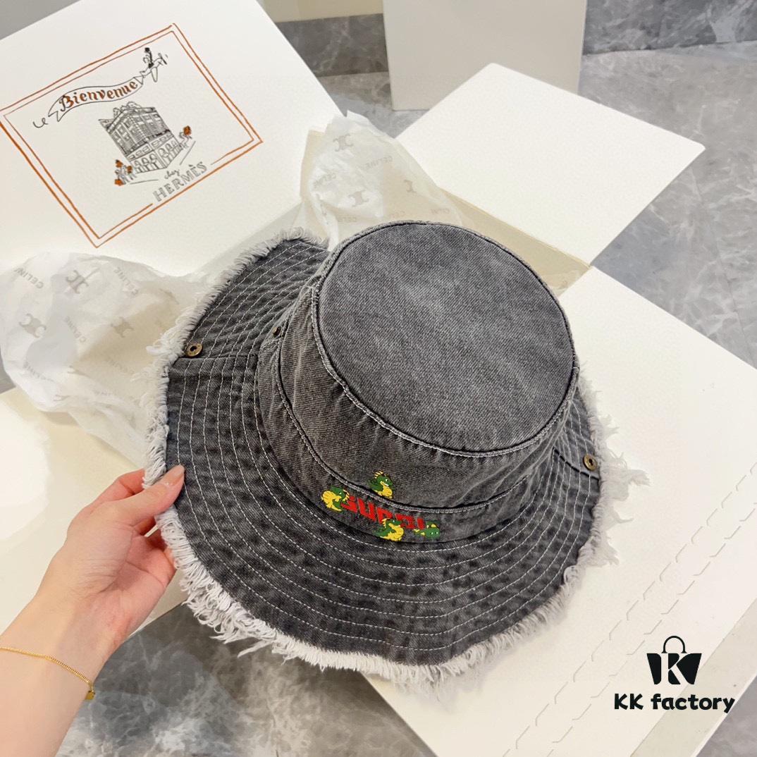 Gucci 2024 Spring New Arrival Denim Fisherman Hat, Unisex Fashion Style with Dragon Year Element