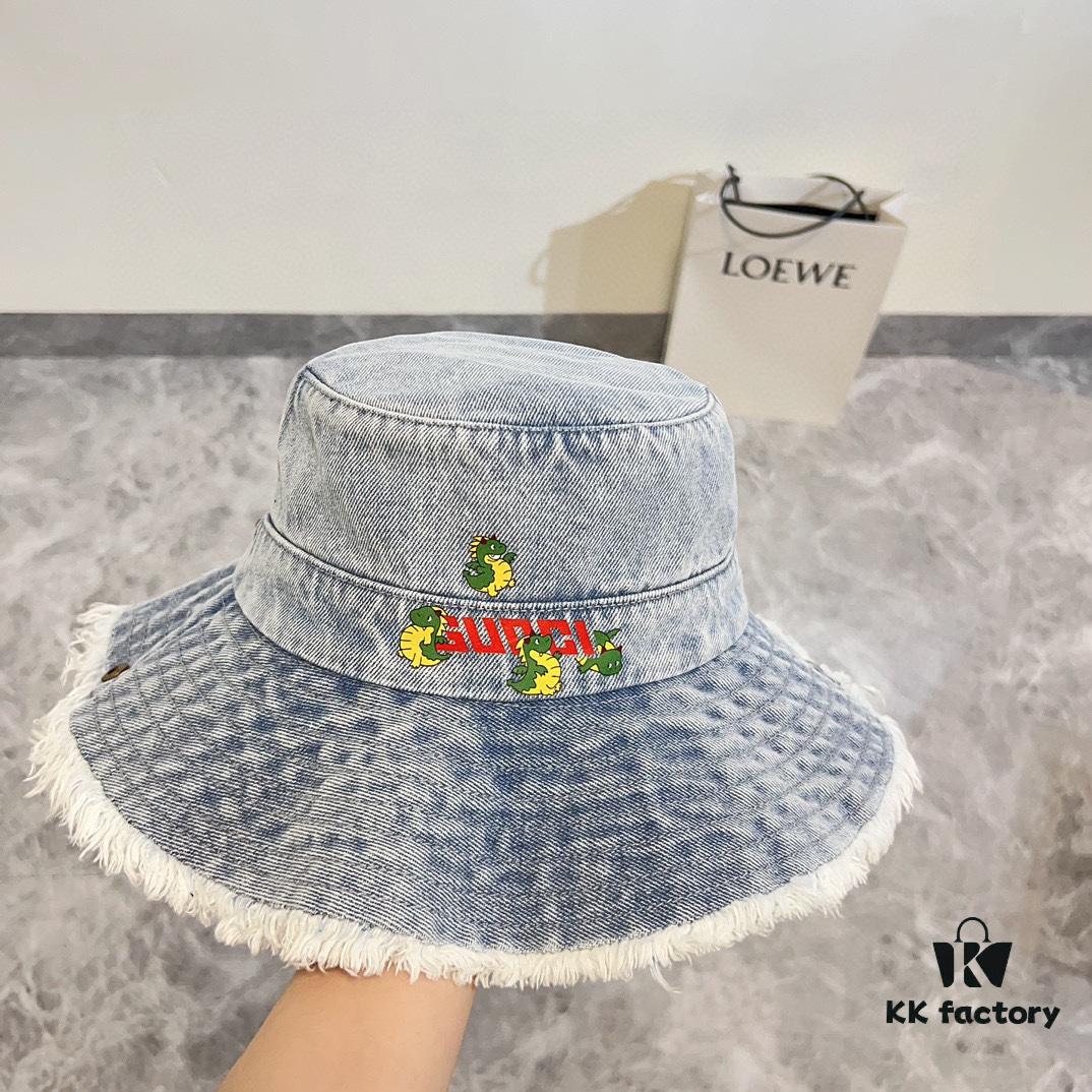 Gucci 2024 Spring/Summer New Denim Fisherman Hat, Unisex Fashion Style with Dragon Year Element