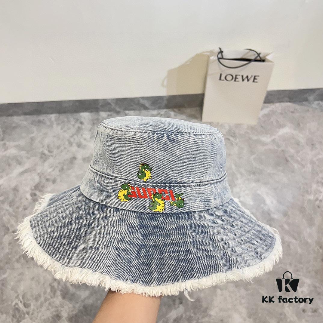 Gucci 2024 Spring/Summer New Denim Fisherman Hat, Unisex Fashion Style with Dragon Year Element