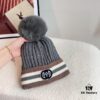 GUCCI 2024 Fall/Winter New Striped Pom-Pom Knit Hat for Men and Women, Luxury Stripe Series, Dust Bag Included