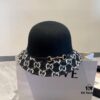 Gucci 2022 Fall/Winter New Wool Fedora Hat, GG Wool Hat with Horsebit Detail, 57cm Head Circumference, Stylish and Versatile, Available in Black and Khaki, Elegant Ladylike Style