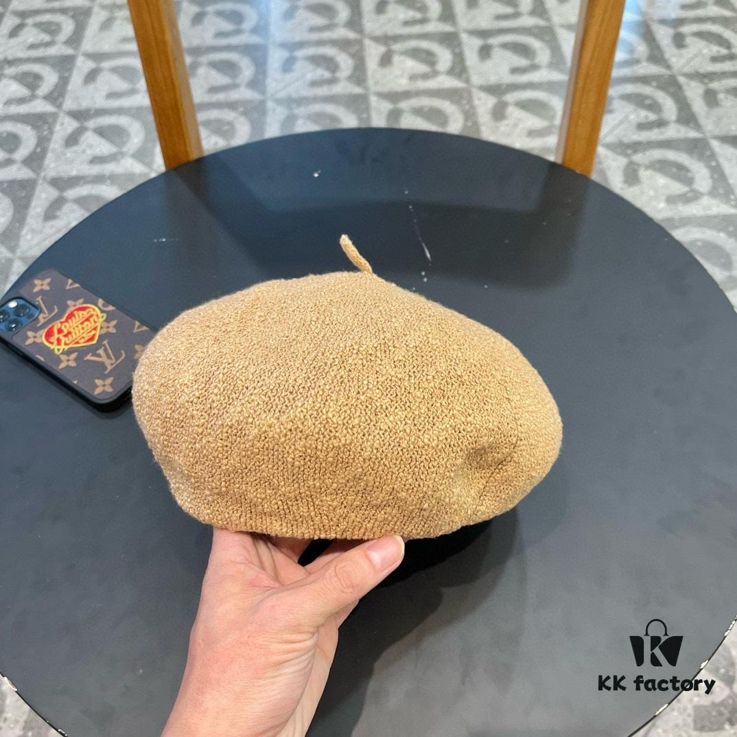 Dior 2024 New Solid Color Women's Beret, Slimming Face Look, Lightweight and Breathable for Spring and Summer, Versatile Pumpkin Hat, Artistic Painter Hat, Fisherman Cap, Baseball Cap, Knit Hat