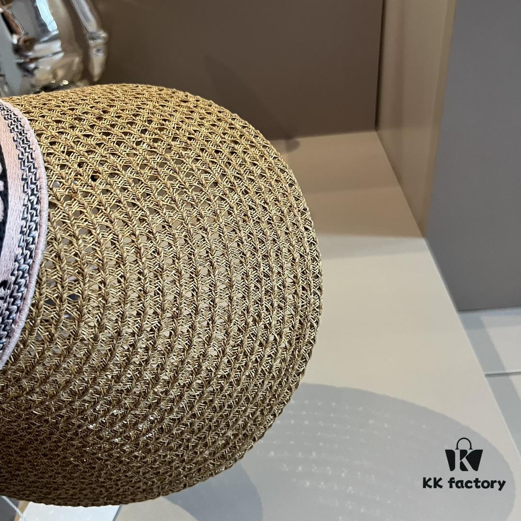 Authentic DIOR Summer New Arrival Scarf Sun Hat, a Must-Have for Stylish Women