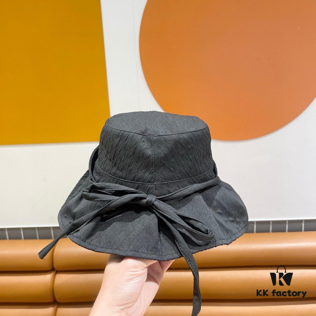 DIOR Colorful Sunscreen Fisherman Hat, 2024 Spring/Summer New Arrival, Luxury-Style Casual Fisherman Hat