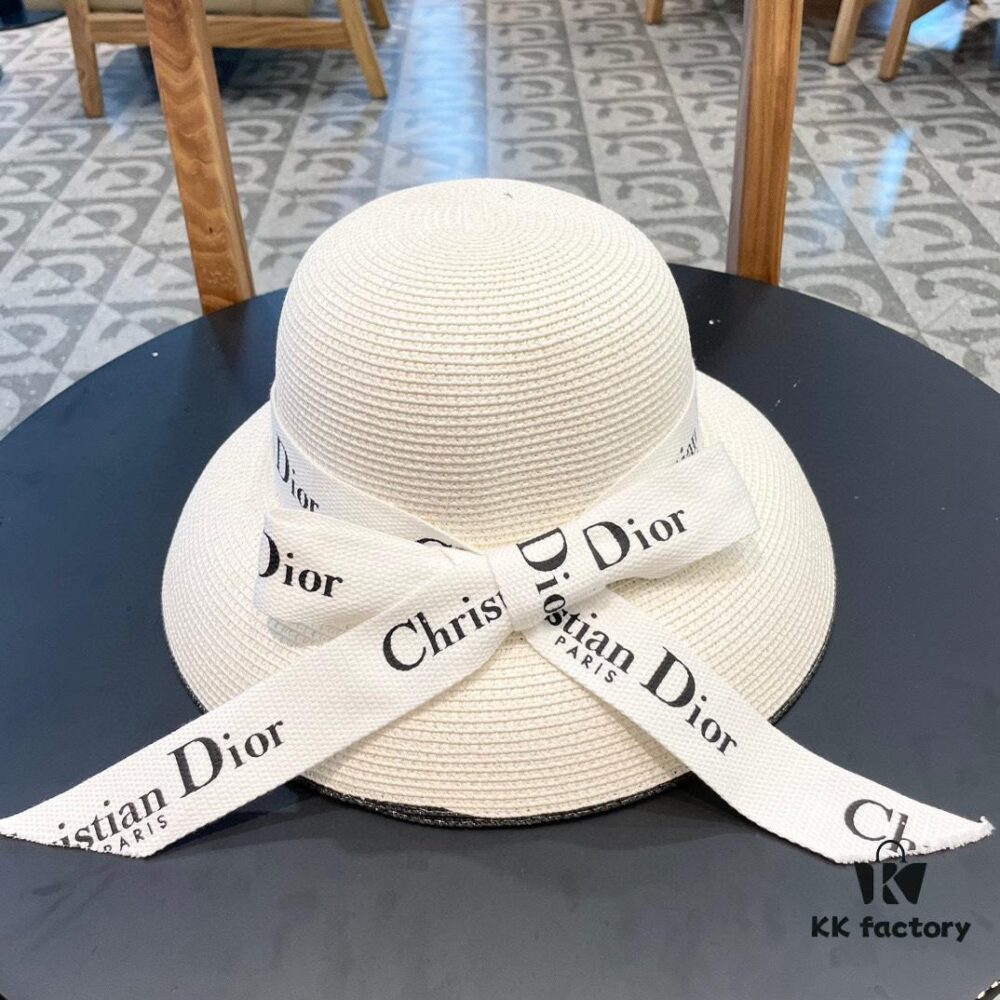 Dior 2024 New Arrival Fashionable Straw Hat, Super Popular Bell-Shaped Design, Stylish and Versatile