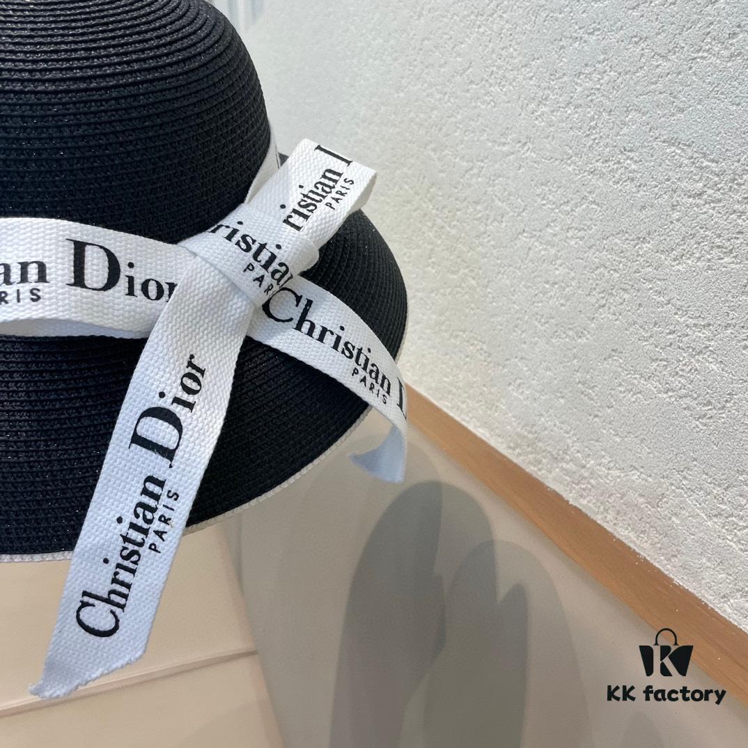 Dior 2024 New Arrival Fashionable Straw Hat, Super Popular Lampshade Style, Effortlessly Stylish for Any Outfit