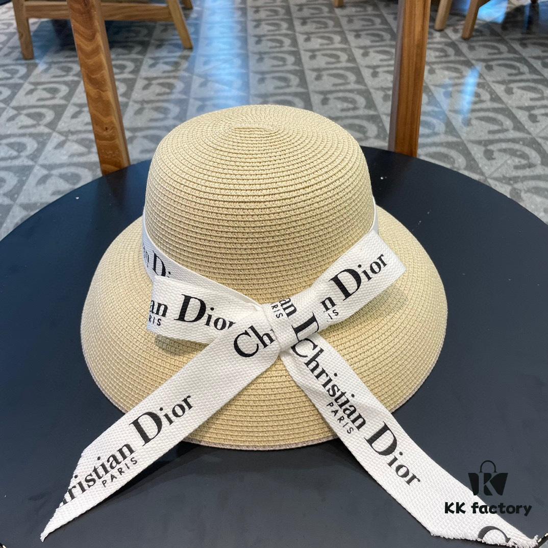 Dior 2024 New Arrival Fashionable Straw Hat, Super Popular Lampshade Style, Effortlessly Stylish for Any Outfit