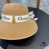 Dior 2024 New Arrival Fashionable Straw Hat, Super Popular Lampshade Style, Effortlessly Stylish and a Must-Have for Travel