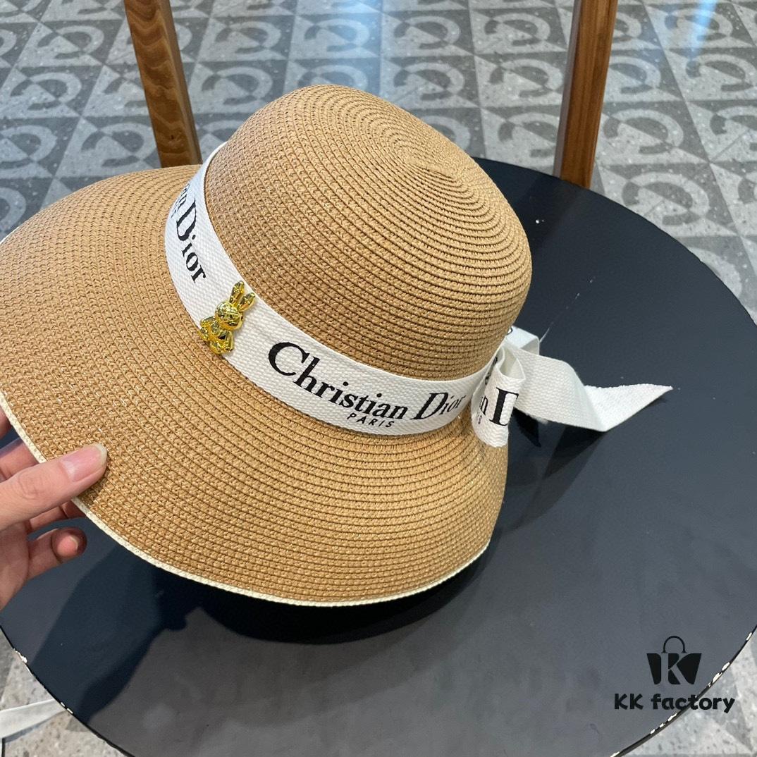 Dior 2024 New Arrival Fashionable Straw Hat, Super Popular Lampshade Style, Effortlessly Stylish and a Must-Have for Travel
