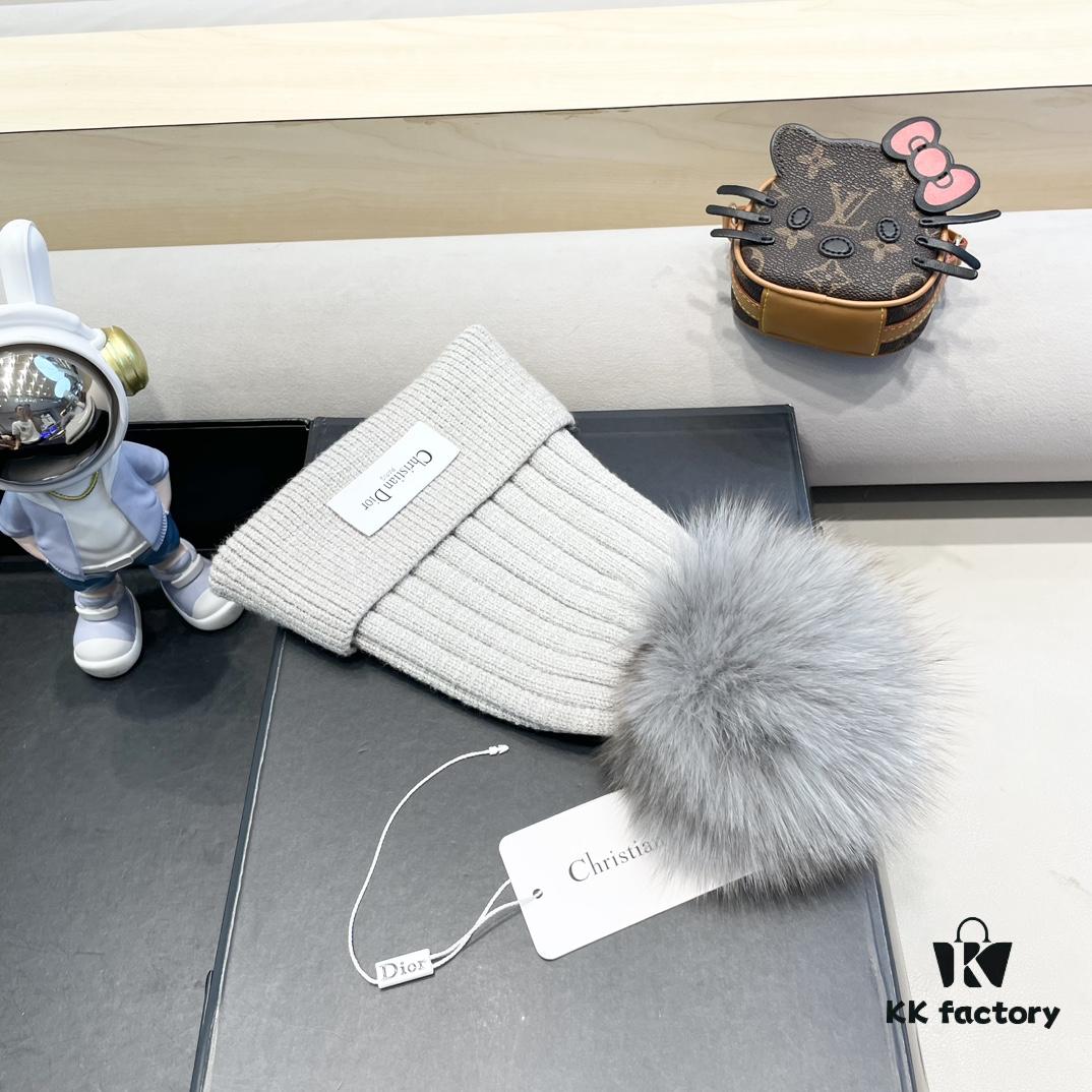 Dior Women's Knitted Hat with Genuine Fox Fur Pom for Autumn and Winter, Thickened Warm Ear-Protecting Beanie