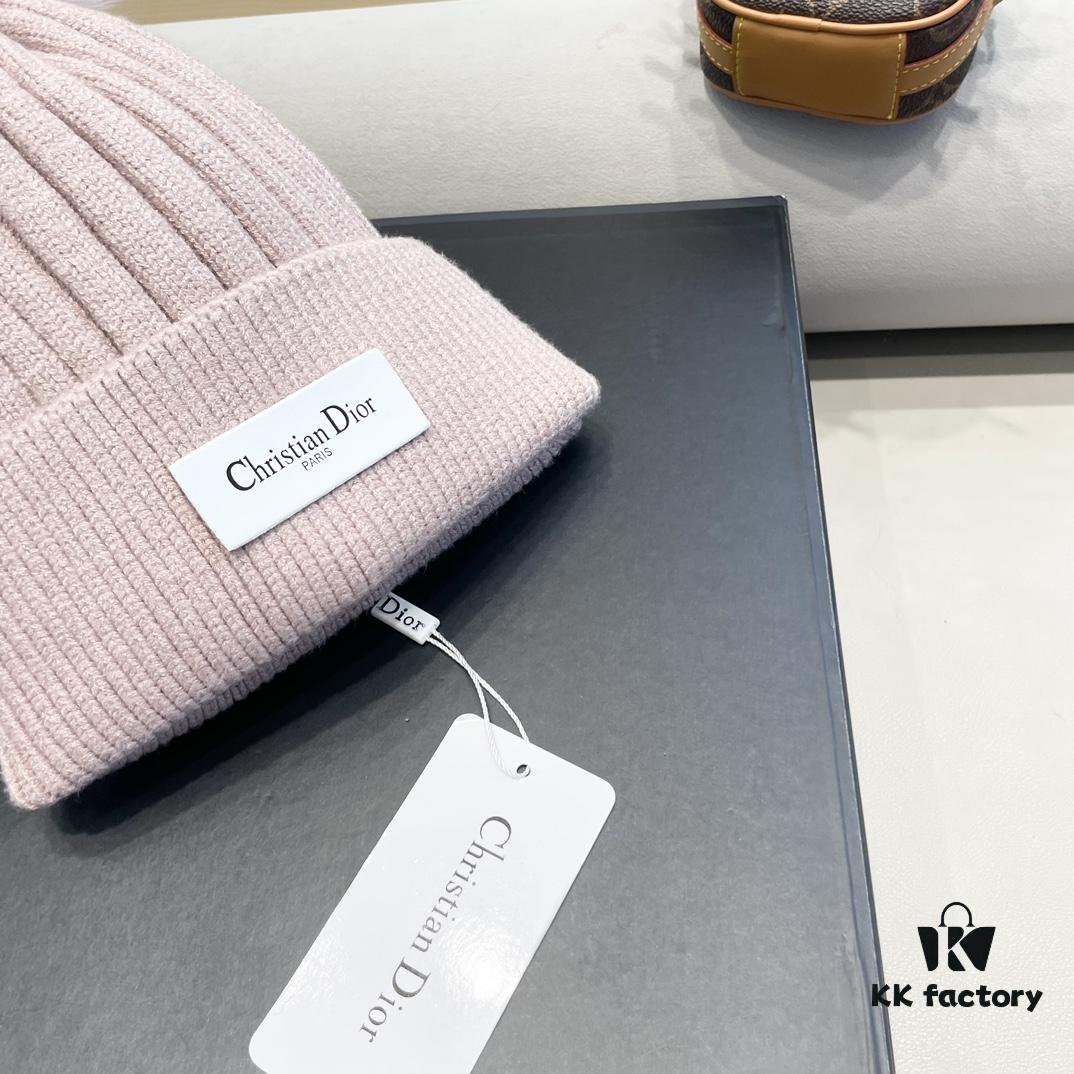 Dior Women's Knit Hat with Genuine Fox Fur Pom-Pom, Thickened Winter Warm Ear-Protecting Beanie for Autumn and Winter