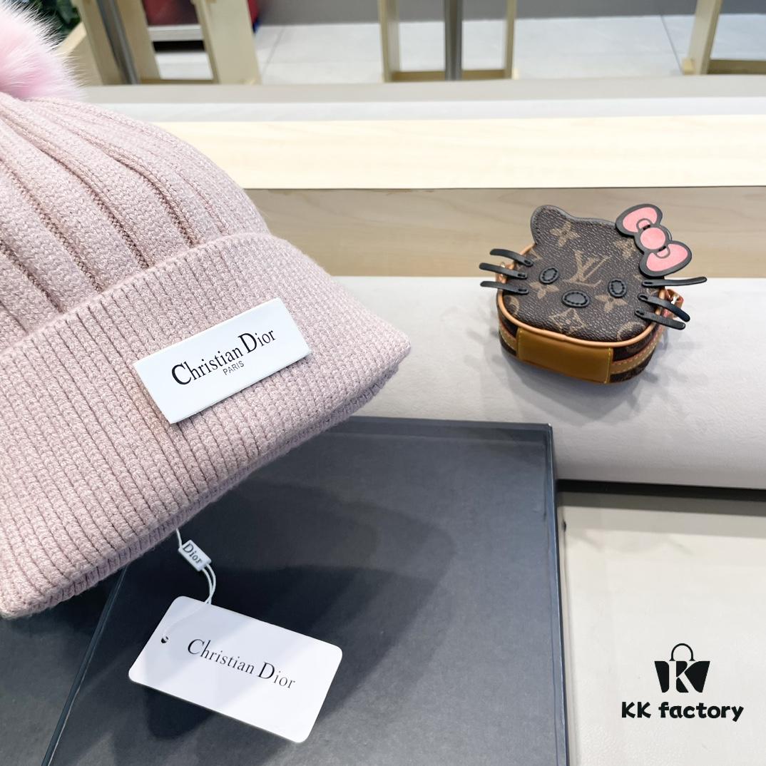 Dior Women's Knit Hat with Genuine Fox Fur Pom-Pom, Thickened Winter Warm Ear-Protecting Beanie for Autumn and Winter