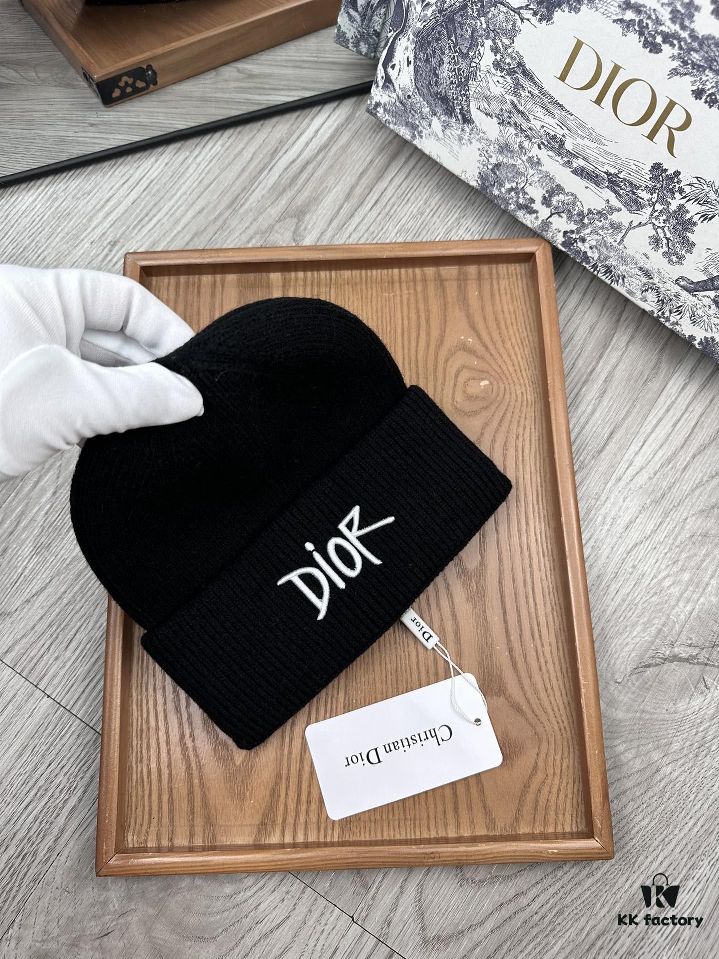 Special Offer: Dior Beret in Fine Wool Knit – New Arrival, Stylish and Affordable